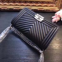 chanel_boy_chanel_handbag_in_chevron_quilted_calfskin_leather-black_2__1