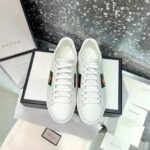 Gucci Men Ace Embroidered Sneaker Bee in White - immagine 4