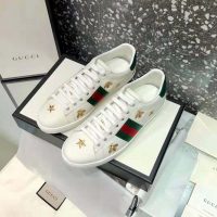 gucci_men_ace_embroidered_sneaker_stars_and_bees_in_white_1_