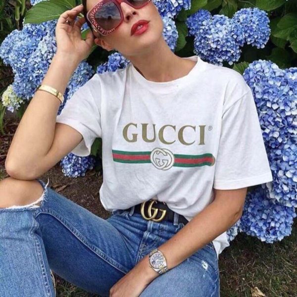 gucci_men_oversize_washed_t-shirt_with_gucci_logo-white_5_