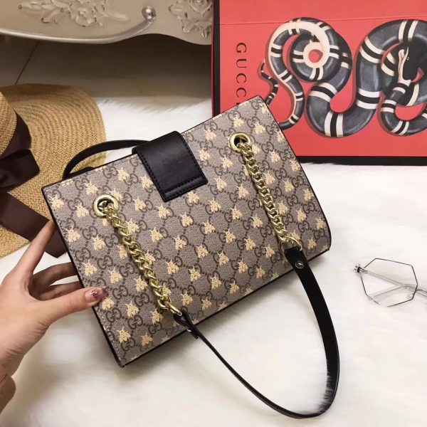 gucci_padlock_small_gg_supreme_canvas_shoulder_bag_with_printed_bees_9_