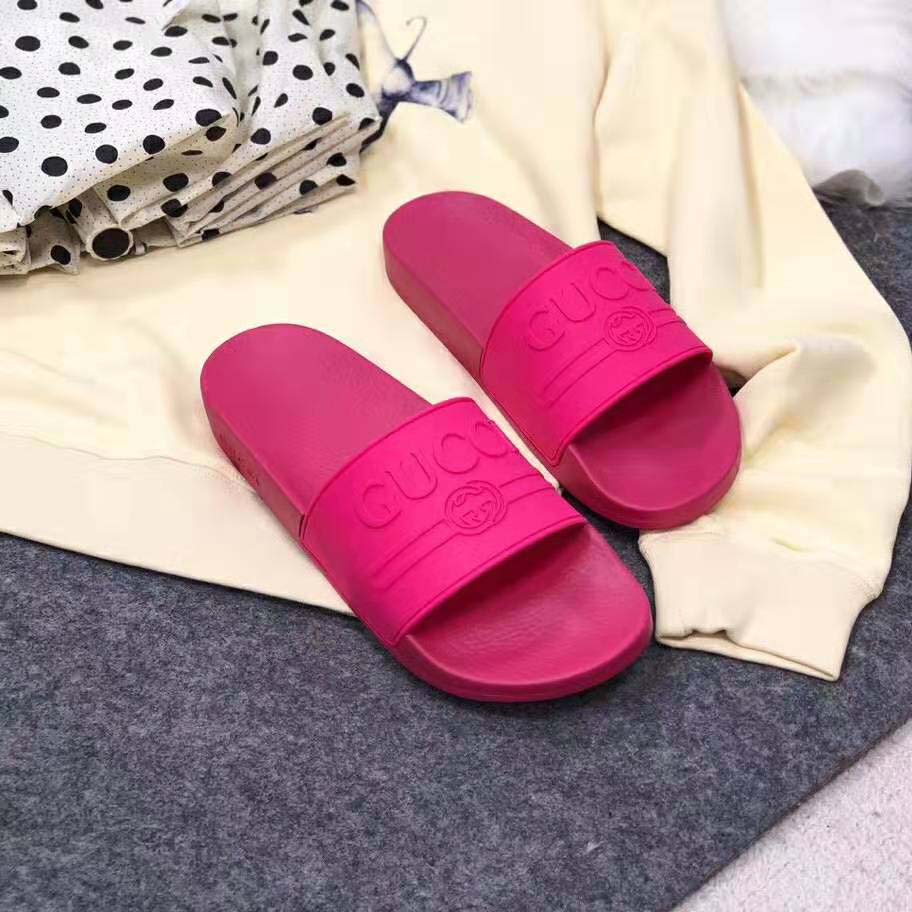 Gucci Unisex Gucci Logo Rubber Slide Sandal-Rose