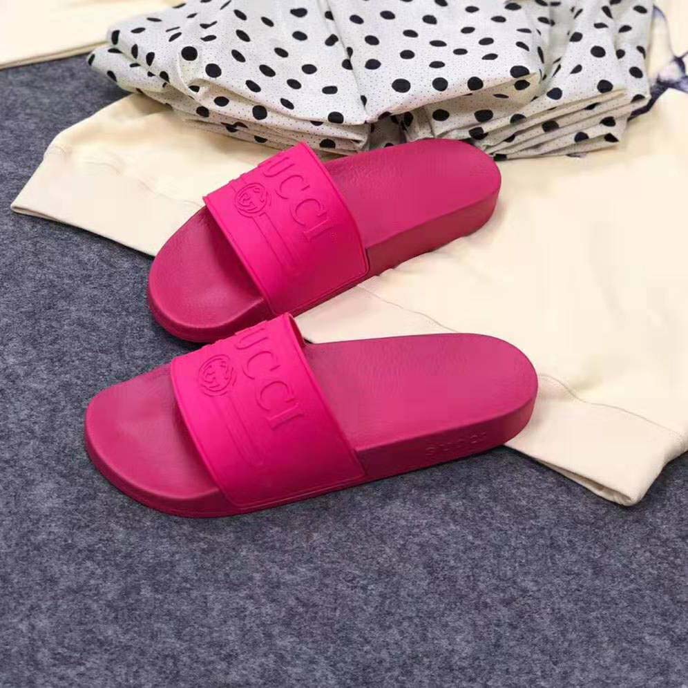 Gucci Unisex Gucci Logo Rubber Slide Sandal-Rose