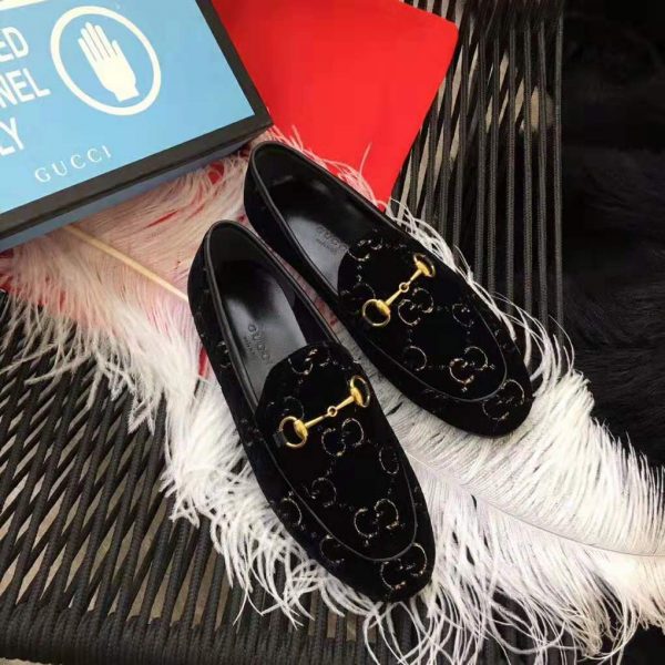 gucci_unisex_jordaan_gg_velvet_loafer-black_10__1