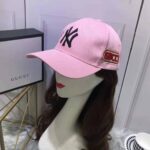 Gucci Women Baseball Cap with NY Yankees Patch-Pink – Bild 2