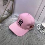 Gucci Women Baseball Cap with NY Yankees Patch-Pink – Bild 5