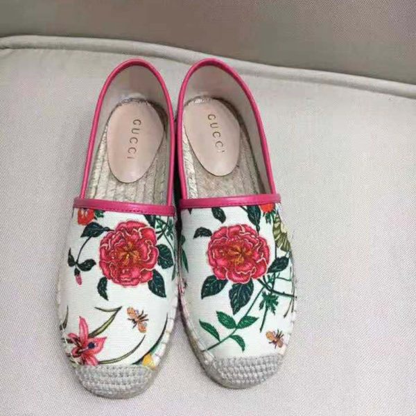 gucci_women_flora_print_canvas_espadrille-pink_2_