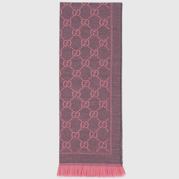 gucci_women_gg_jacquard_pattern_knitted_scarf-pink_1_