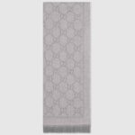 Gucci Women GG Jacquard Pattern Knitted Scarf - Imagen 2