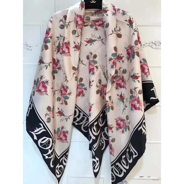 gucci printed silk scarf