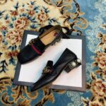 Gucci Women Leather Mid-Heel Loafer 1.5" Heel-Black - immagine 2