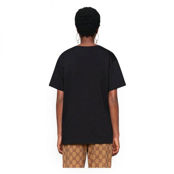 gucci_women_oversize_t-shirt_with_gucci_logo_and_shooting_stars-black_2_