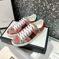 gucci_women_s_ace_gg_gucci_strawberry_sneaker_in_gg_supreme_canvas_in_2cm_height-brown_1_