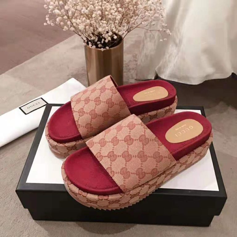 gucci sliders women