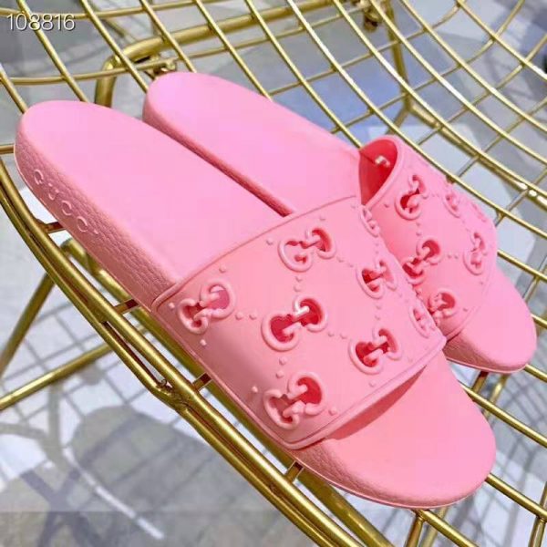 womens pink gucci slides