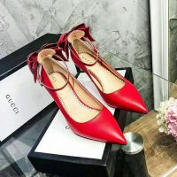 gucci_women_shoes_leather_pump_with_bow_35mm_heel-red_1_