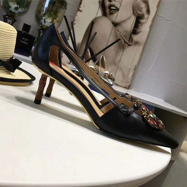 gucci_women_shoes_metallic_leather_pump_with_crystal_double_g_20mm_heel-black_3__2_1