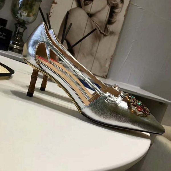 gucci_women_shoes_metallic_leather_pump_with_crystal_double_g_20mm_heel-sliver_5__2_1