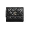 Chanel Unisex Small Flap Wallet in Lambskin Leather-Black