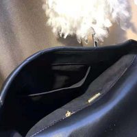 Chanel Women 19 Maxi Flap Bag in Goatskin Leather-Black (1)