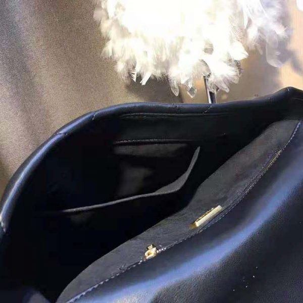 Chanel Women 19 Maxi Flap Bag in Goatskin Leather-Black (10)