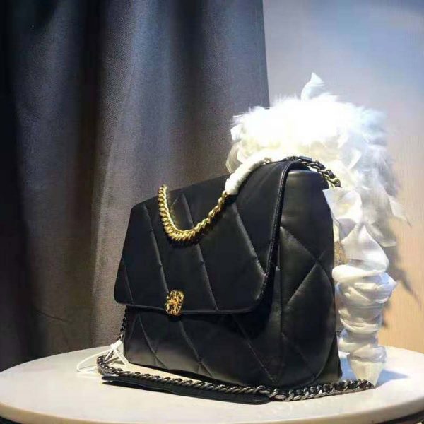 Chanel Women 19 Maxi Flap Bag in Goatskin Leather-Black (4)