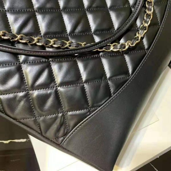 Chanel Women 31 Shopping Bag in Calfskin Leather-Black (7)