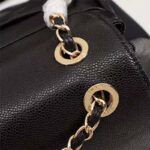 Chanel Women Backpack in Embossed Grained Calfskin Leather-Black - Imagen 9