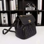Chanel Women Backpack in Embossed Grained Calfskin Leather-Black - Imagen 3