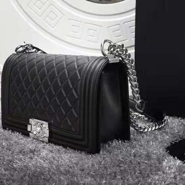 Chanel Women Boy Chanel Handbag in Calfskin Leather-Black (3)
