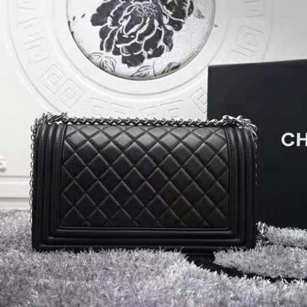 Chanel Women Boy Chanel Handbag in Calfskin Leather-Black (5)