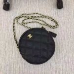 Chanel Women Classic Clutch with Chain in Grained Calfskin Leather-Black - immagine 2