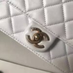 Chanel Women Flap Bag White Ringer Pearl in Goatskin Leather - Image 8