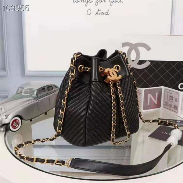 Chanel Women Small Camera Case in Lambskin Leather-Black (5)
