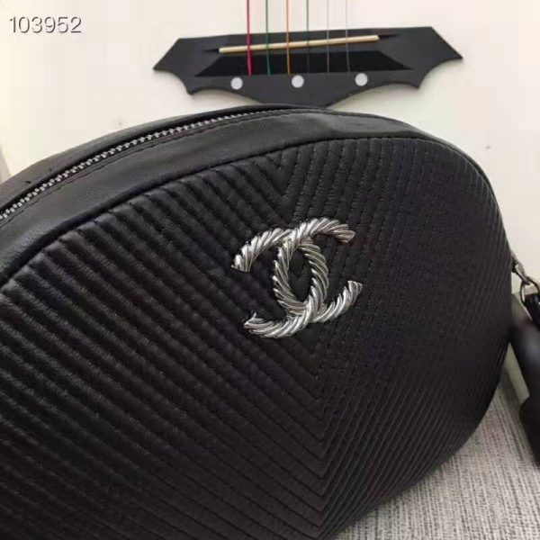 Chanel Women Small Camera Case in Lambskin Leather-Black (5)
