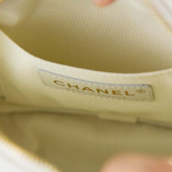 Chanel Women Vanity Case in Grained Calfskin Leather-White (2)
