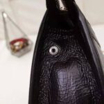 Gucci GG Men Pouch with Interlocking Bag in Black Soft Leather - Imagen 9