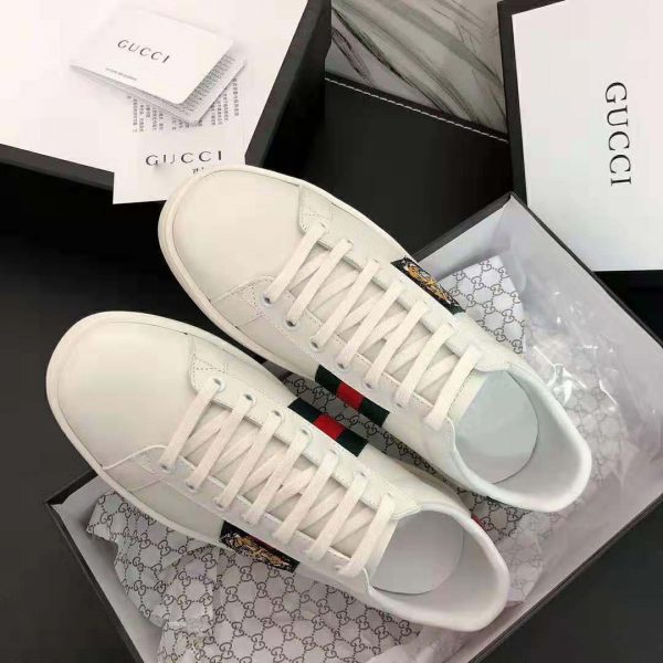 Gucci Men Ace Embroidered Sneaker with Embroidered Tiger Appliqué-White (5)