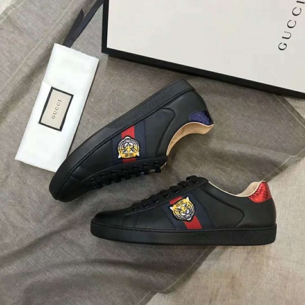gucci_men_ace_embroidered_sneaker_shoes_with_tiger_web-black_3__1