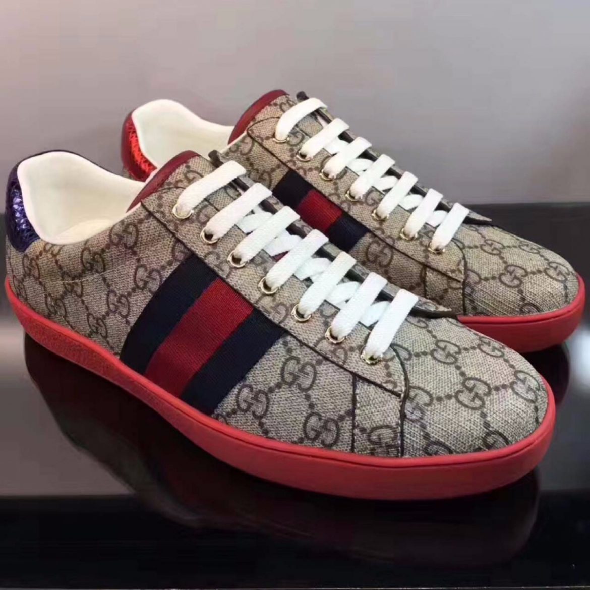 Gucci Men Ace GG Supreme Canvas Sneaker ShoesRed LULUX