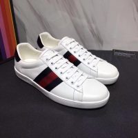 gucci_men_ace_low-top_sneaker_shoes_in_leather_with_web-navy_blue_1__1
