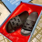 Gucci Men's Rubber GG Slide Sandal-Black – Bild 5