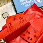 Gucci Women Rubber GG Slide Sandal-Red – Bild 9