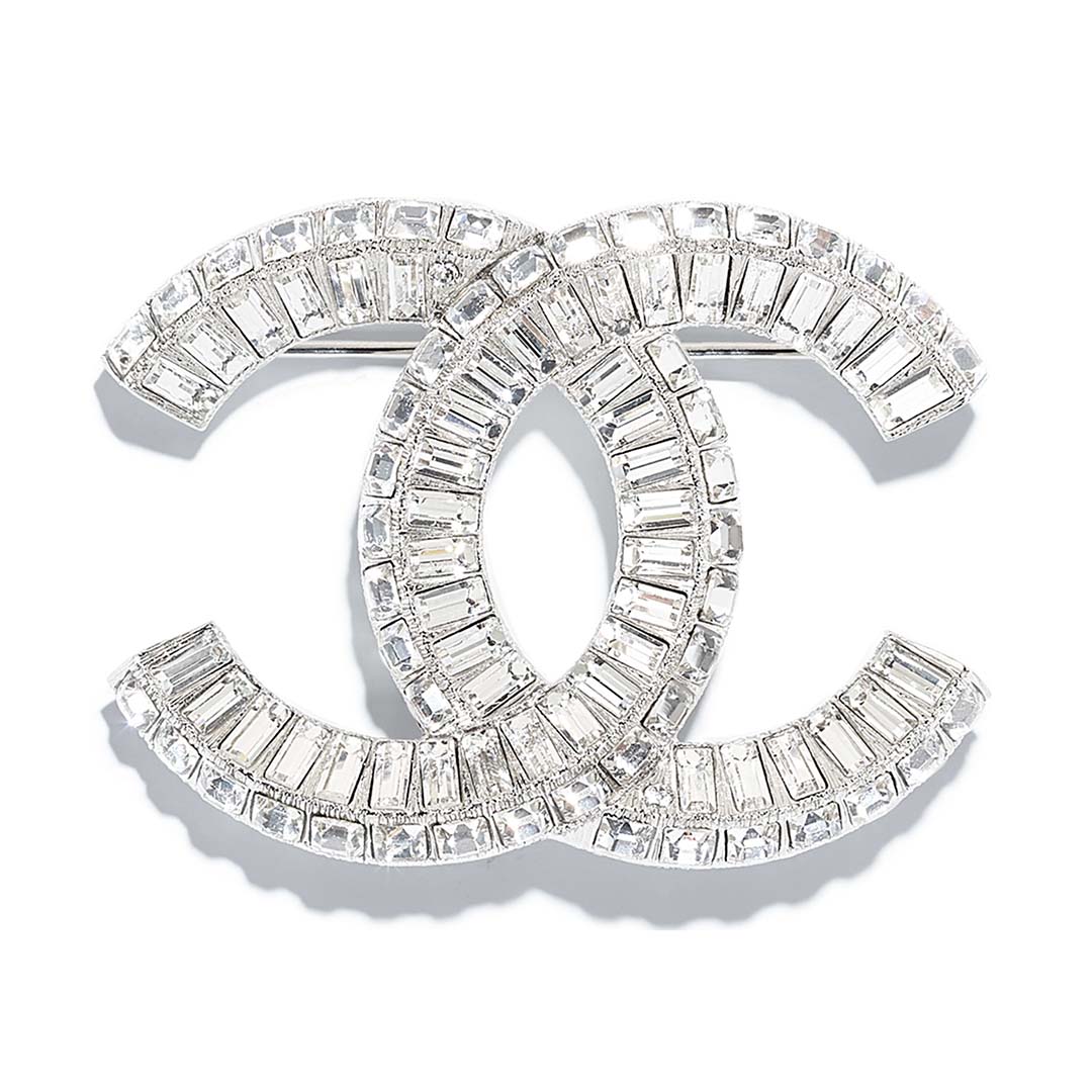 Chanel - White pearl detail CC silver brooch - 4element