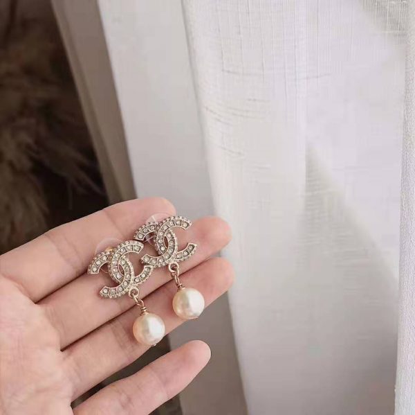 Chanel Women Earrings in Metal Glass 