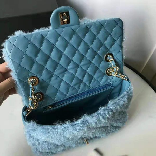 Chanel Women Flap Bag in Shearling Lambskin Leather-Blue (7)