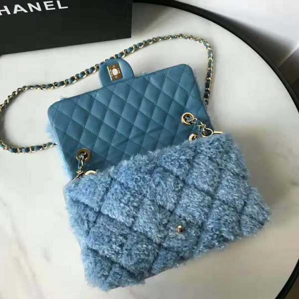 Chanel Women Flap Bag in Shearling Lambskin Leather-Blue (8)