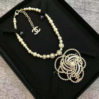 Chanel Women Necklace in Metal Glass Pearls & Diamantés-White (2)