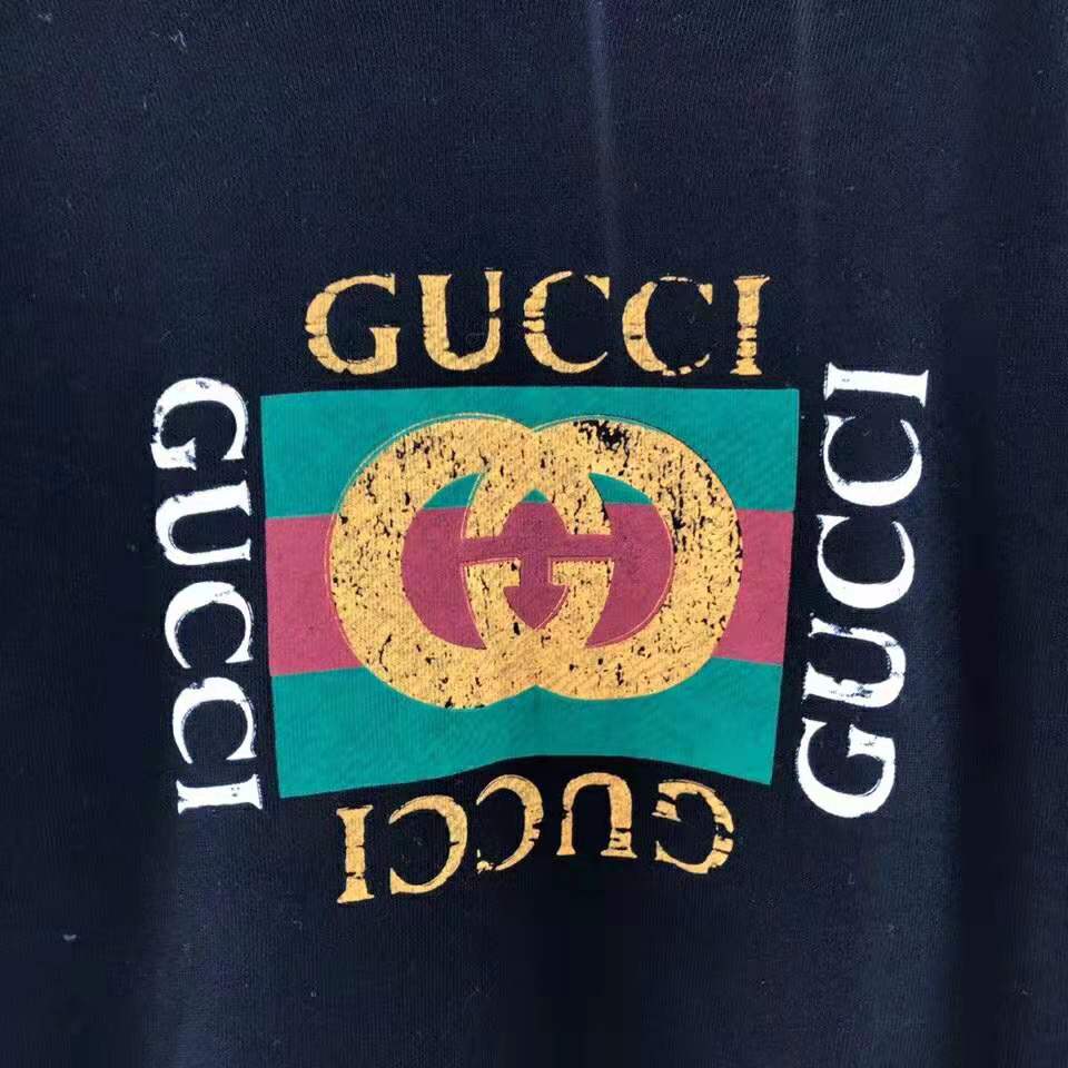 Gucci Men Oversize Sweatshirt with Gucci Logo in 100% Cotton-Black - LULUX