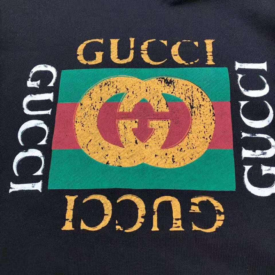 Gucci Men Oversize Sweatshirt with Gucci Logo in 100% Cotton-Black - LULUX